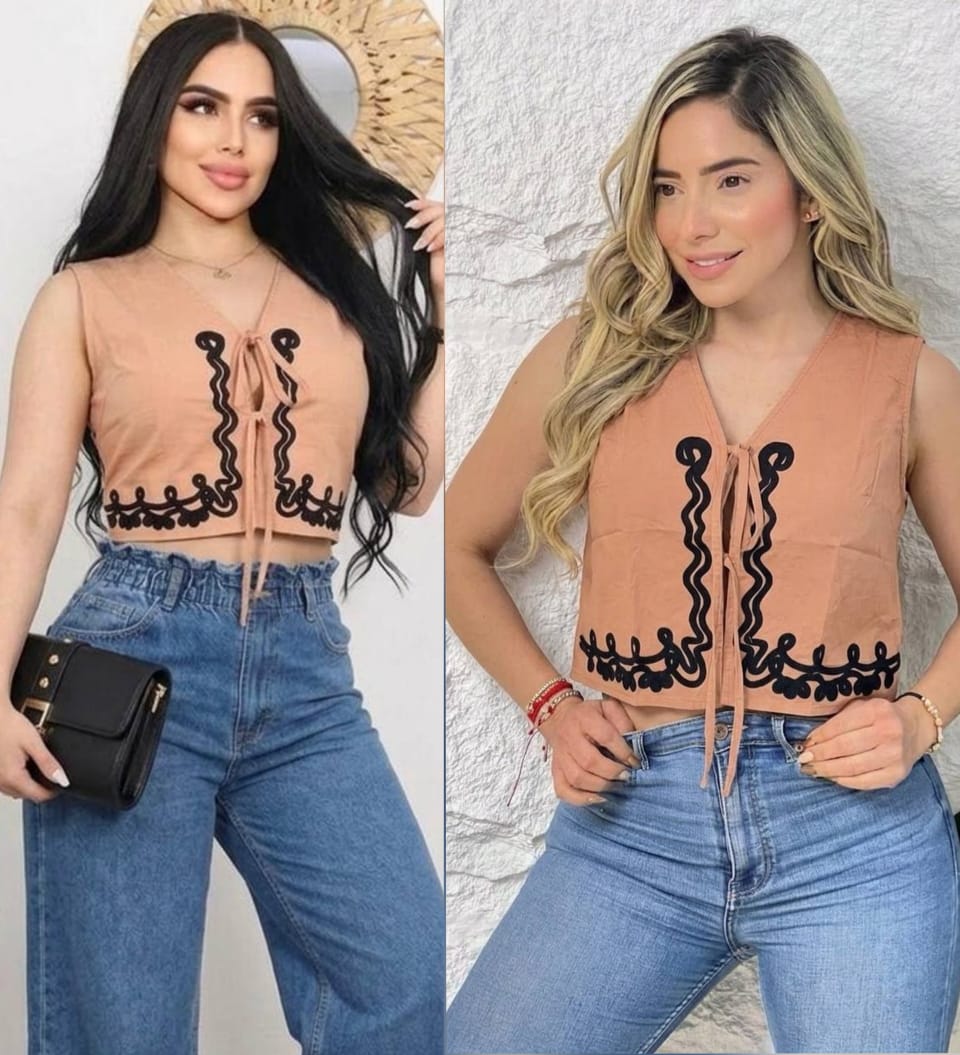 Blusa de Lazos Ajustables